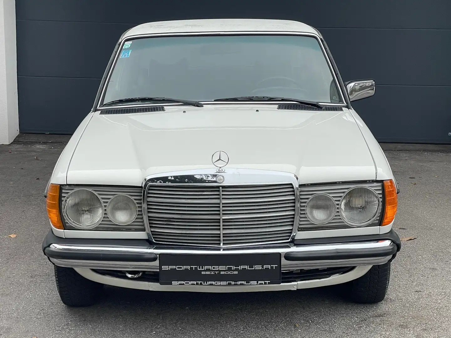 Mercedes-Benz E 240 240D*W123*Buchhalterausstattung*Erstbesitz* Wit - 2