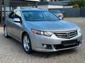Honda Accord Lim. Executive 2.4 Aut. XENON LEDER AHK Plateado - thumbnail 2