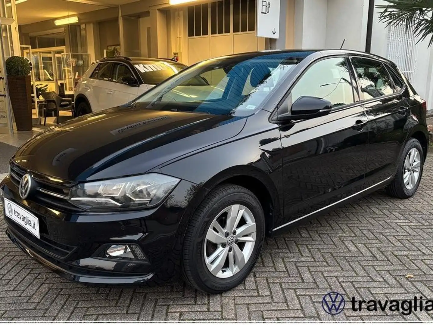 Volkswagen Polo Polo 5p 1.0 tsi Comfortline 95cv Noir - 1