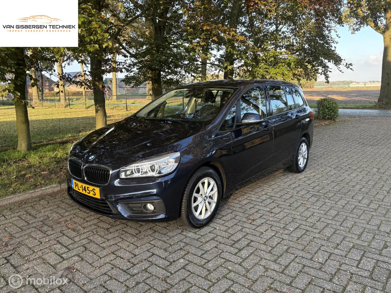 BMW 216