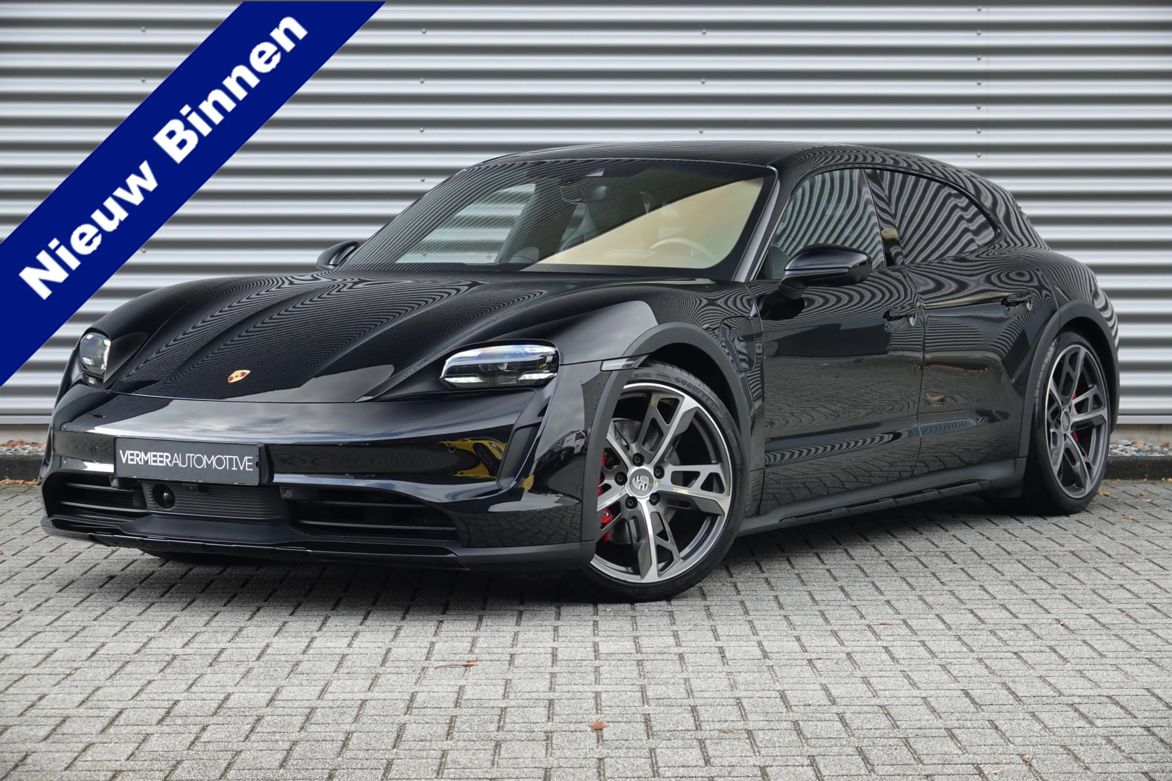 Porsche Taycan Cross Turismo 4S 93 kWh Chrono | Panodak | Dual Di