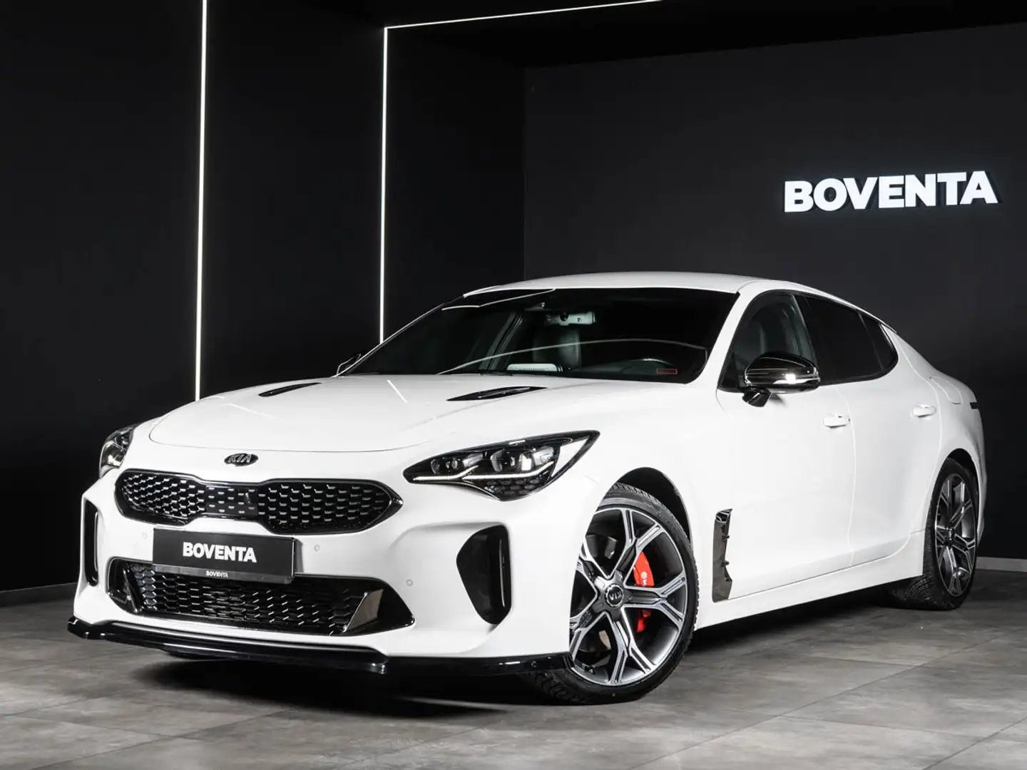 Kia Stinger GT 3.3 V6 T-GDI 4WD *BASTUCK*LED*VOLL* Weiß - 1