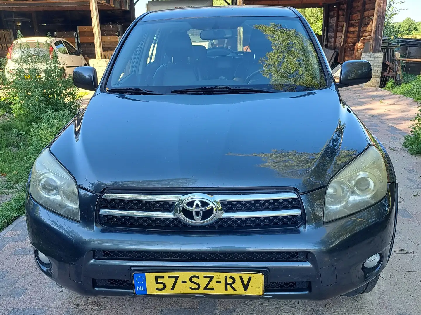 Toyota RAV 4 RAV 4 2.2 D-CAT Linea Sol Grijs - 2
