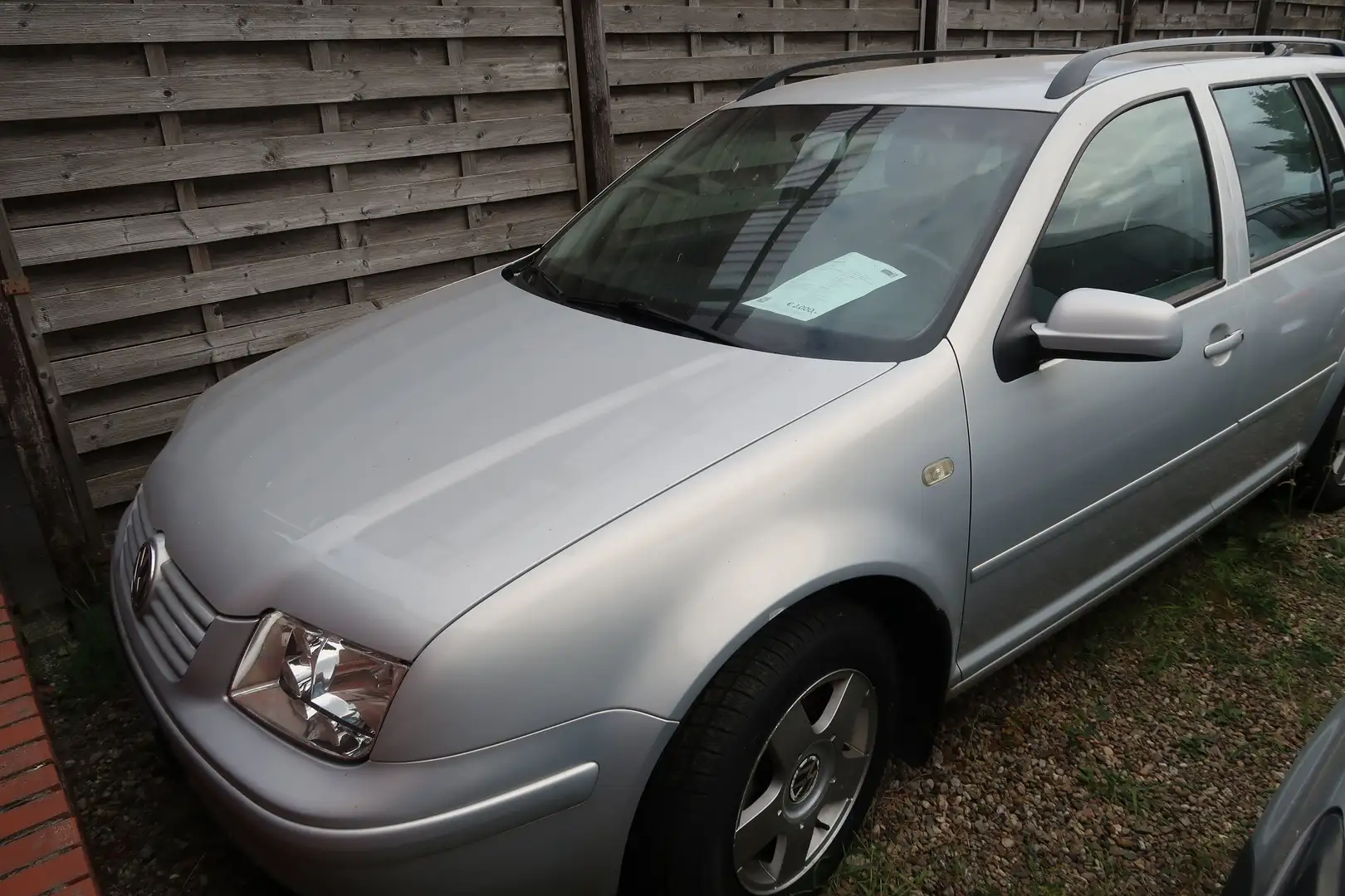 Volkswagen Bora 2.0 Klima Grau - 1
