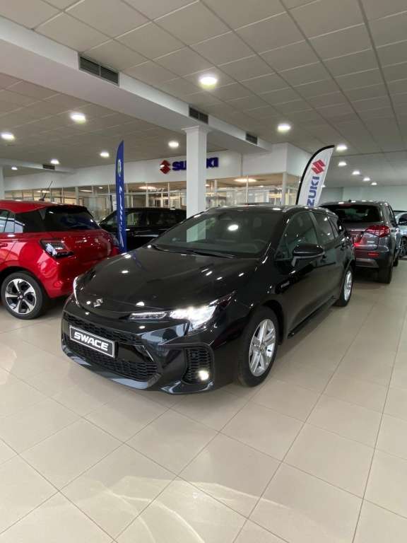 Suzuki Swace 1.8L GLE - foto 1