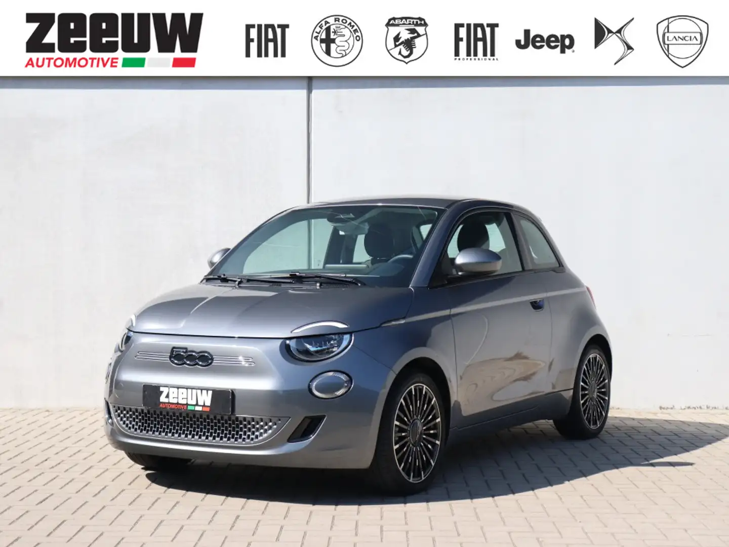Fiat 500e Icon 42 kWh | Navi | Winter | Carplay | PDC | 17" Grijs - 1