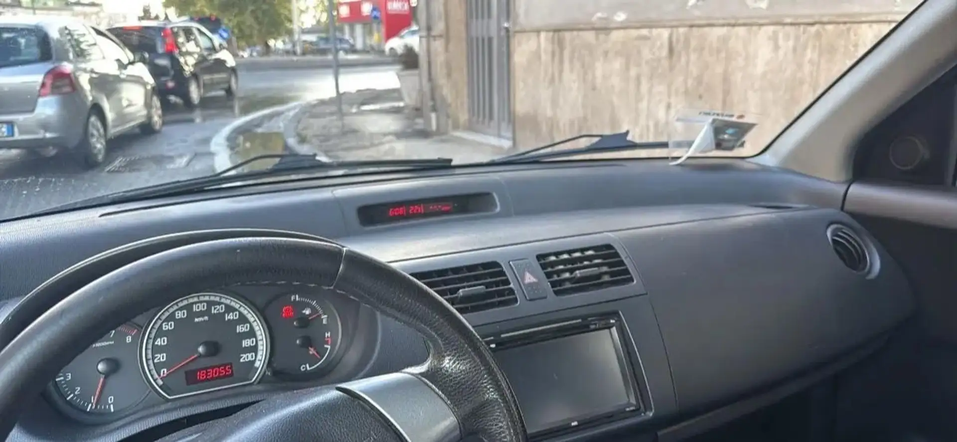 Suzuki Swift 5p 1.3 16v GL Safety Pack Gpl - 2