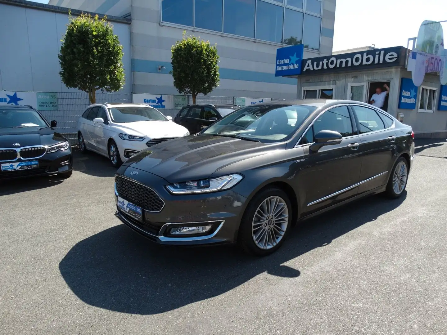Ford Mondeo Lim. Hybrid Vignale*1Hand*LED*LEDER*NAVI Grau - 1