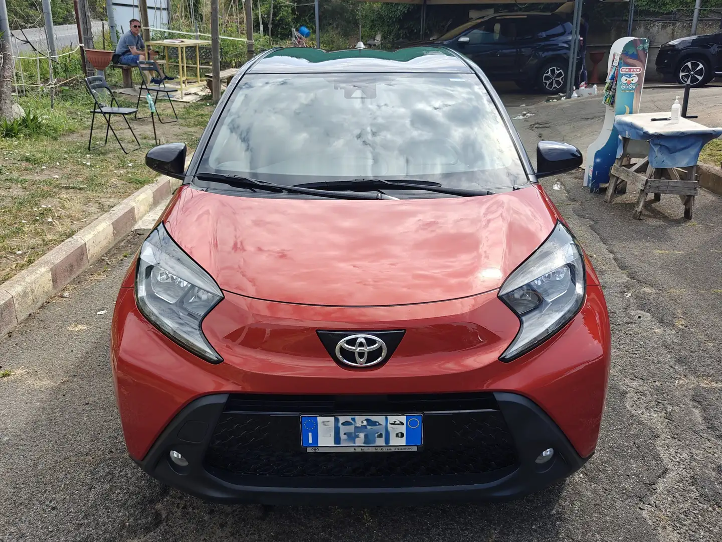 Toyota Aygo X TREND 1.0 VVT-i Rosso - 2