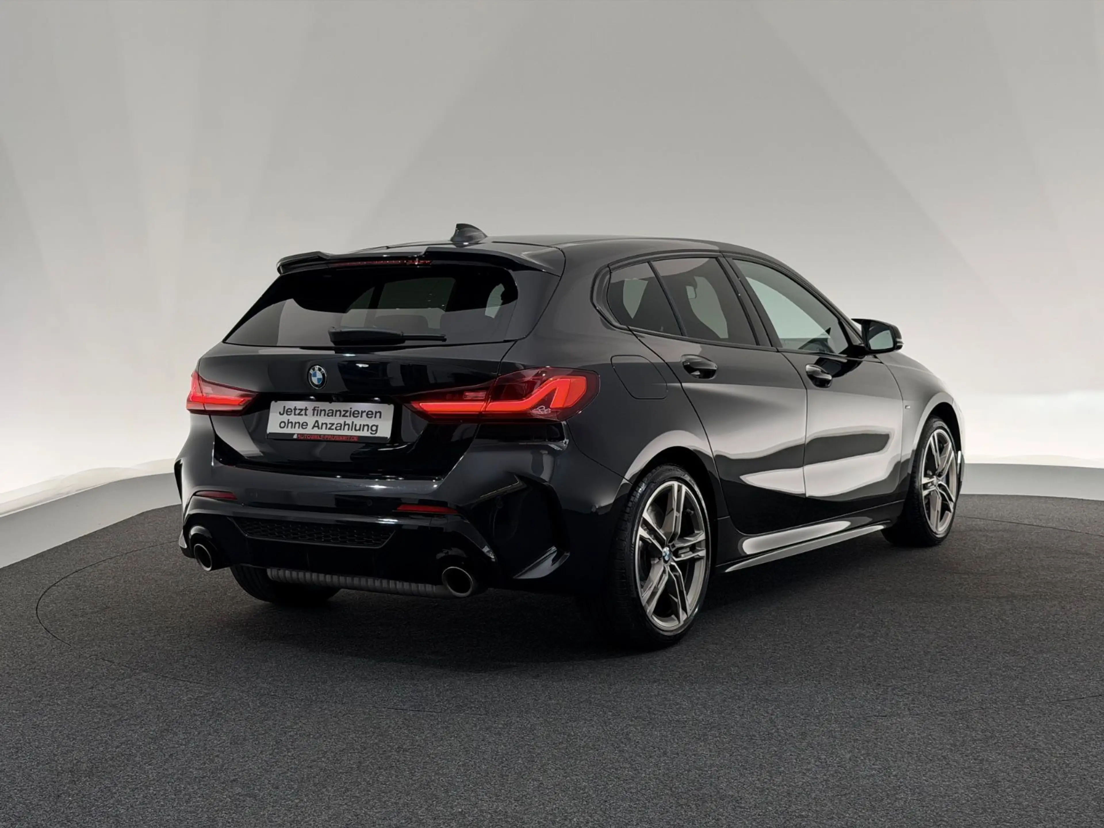 BMW 135 i xDrive*HUD*LED-HARMAN-LHZ-KEYLESS-MEMORY — photo 7