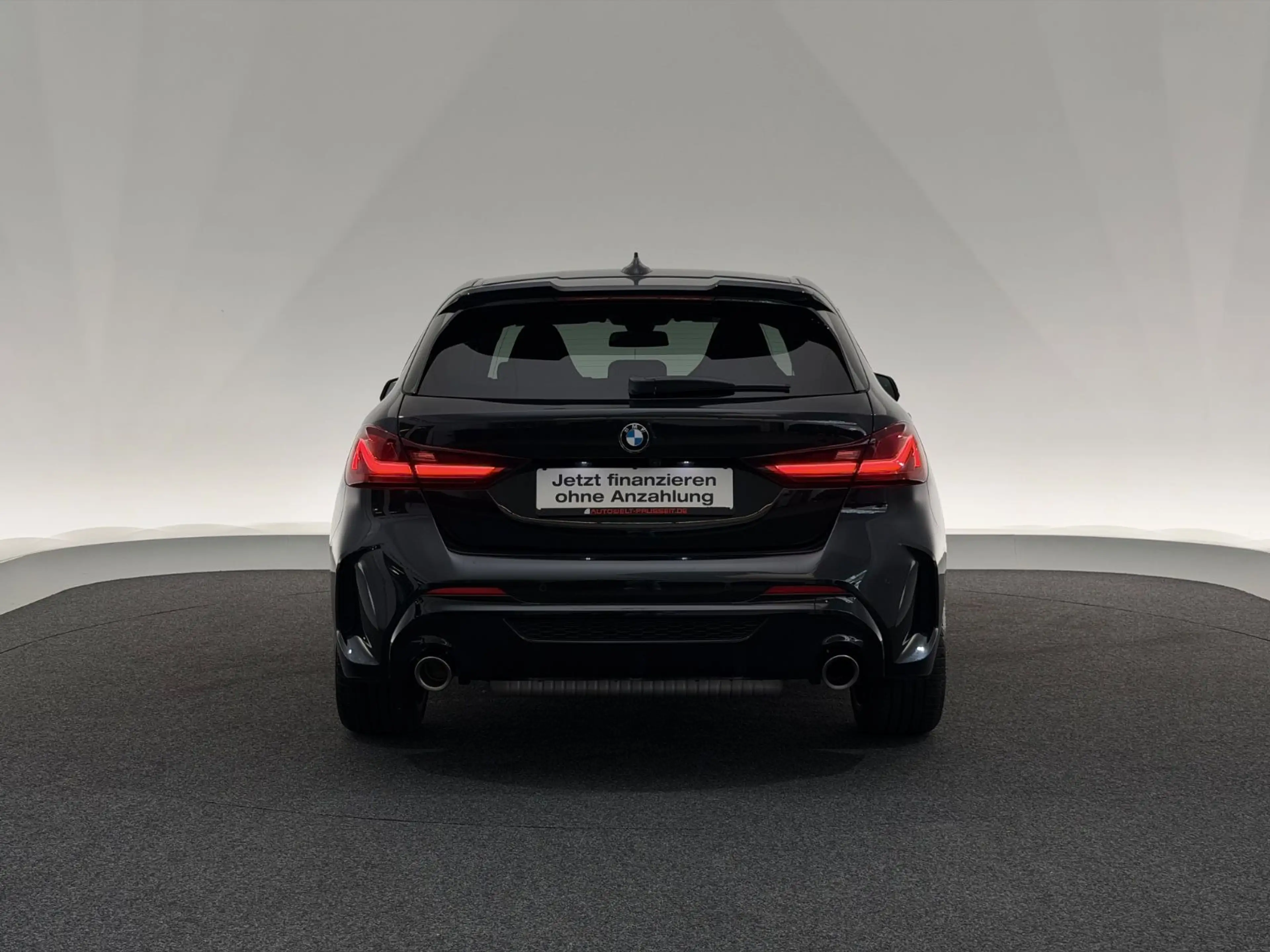 BMW 135 i xDrive*HUD*LED-HARMAN-LHZ-KEYLESS-MEMORY — photo 6