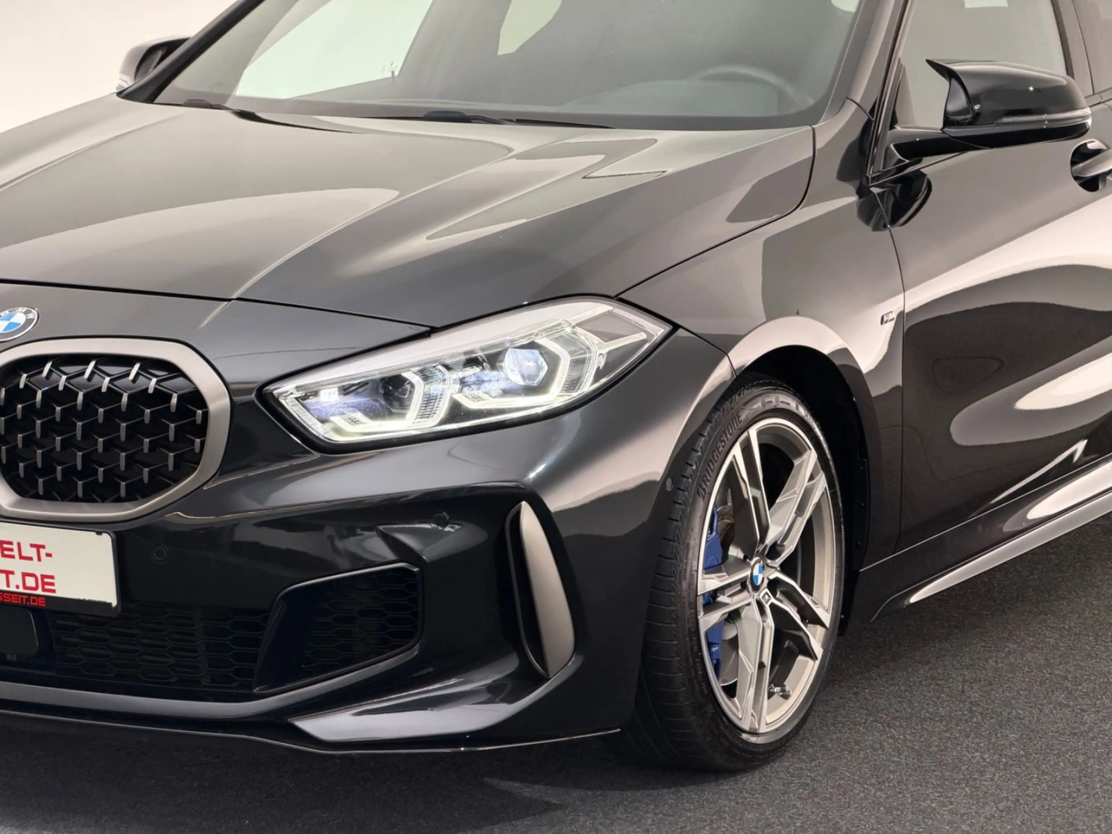 BMW 135 i xDrive*HUD*LED-HARMAN-LHZ-KEYLESS-MEMORY — photo 14