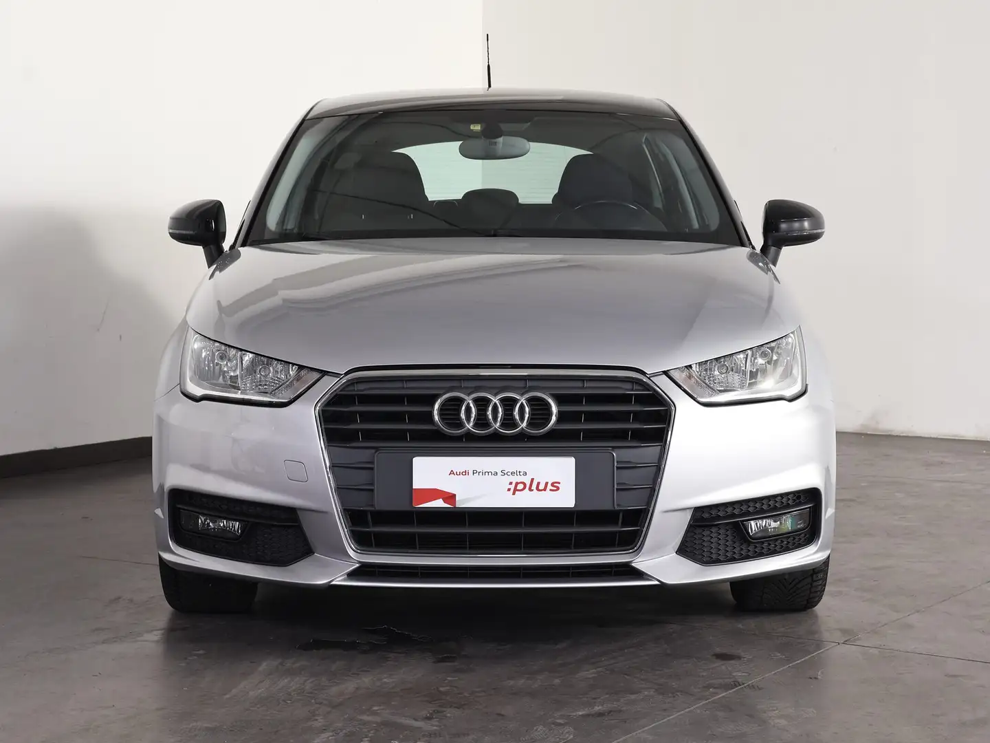 Audi A1 sportback 1.0 tfsi ultra sport 95cv s-tronic Silber - 2