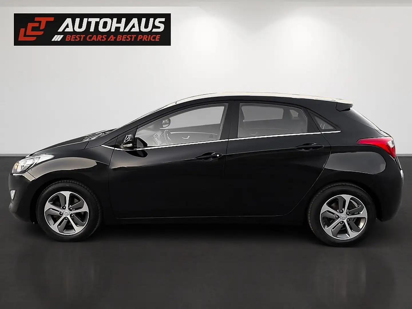 Hyundai i30 1,6 CRDi Comfort |SEHR GEPFLEGTER ZUSTAND| Schwarz - 2