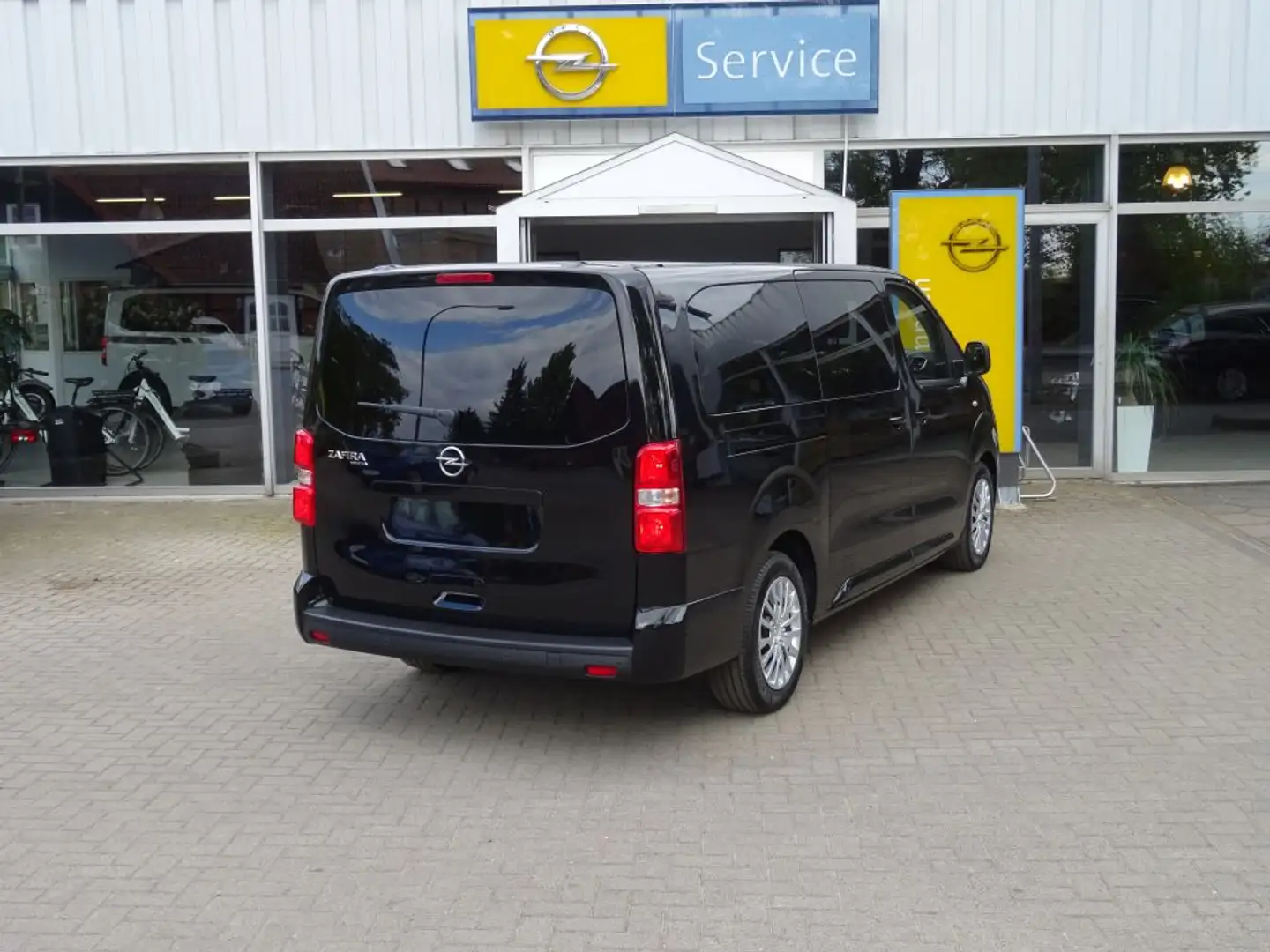 Opel Zafira Life 1.5 D L Selection Schwarz - 2