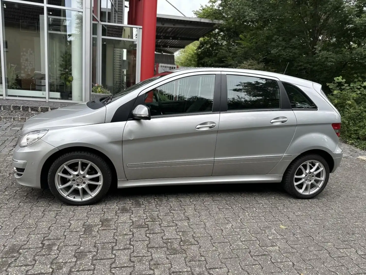 Mercedes-Benz B 180 B -Klasse B 180 (245.232) Klima Einparkhilfe Argent - 2