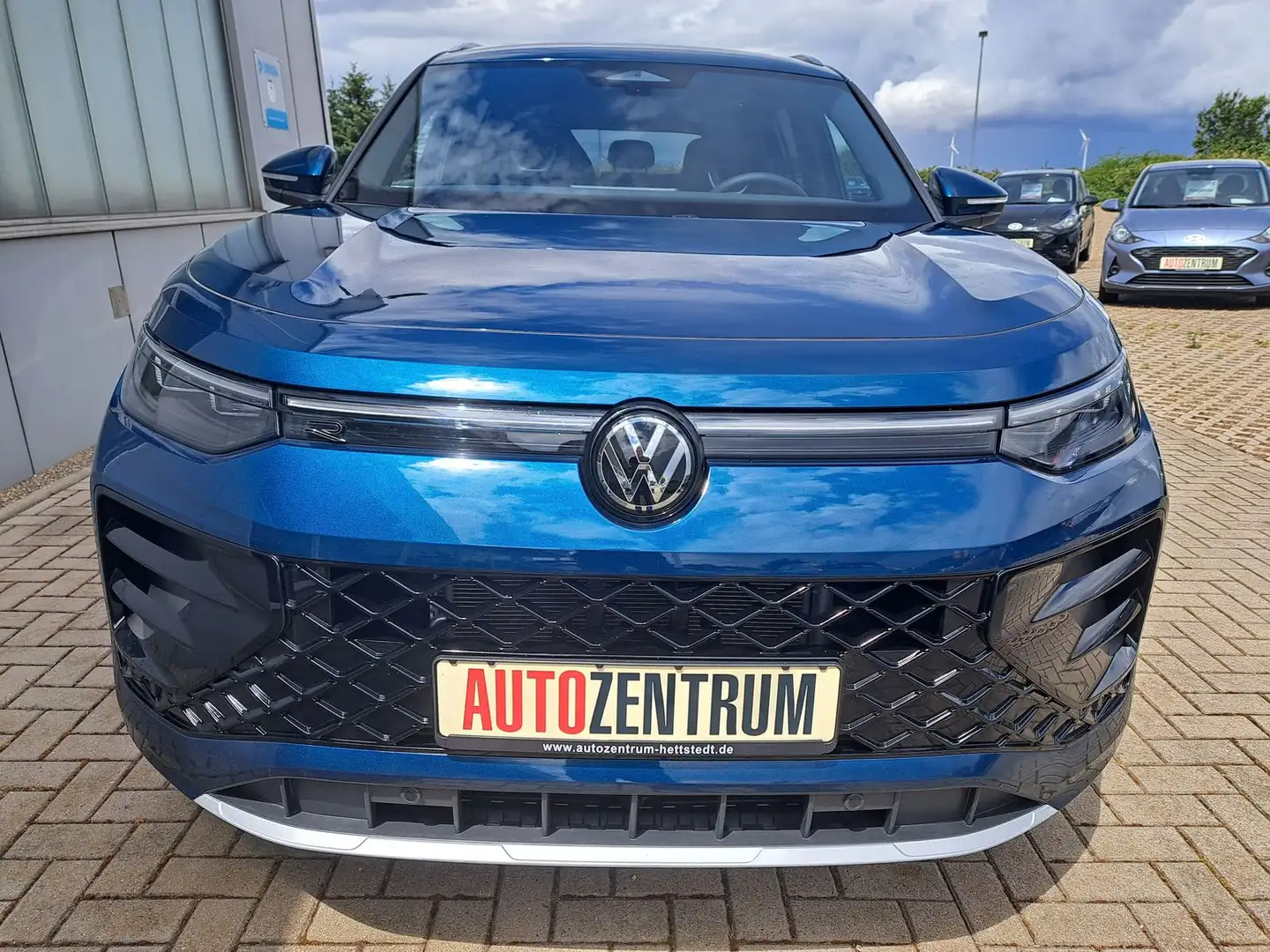 Volkswagen Tayron R-LINE 2.0 TDI 7-SITZE AHK PANO ALU-20" Modrá - 2
