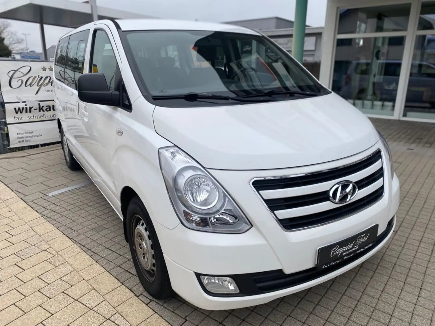 Hyundai H-1 Travel Trend, Automatik, AHK, TüV NEU Blanc - 1