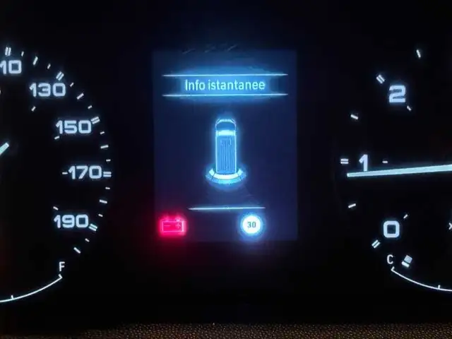 Opel Movano view 12