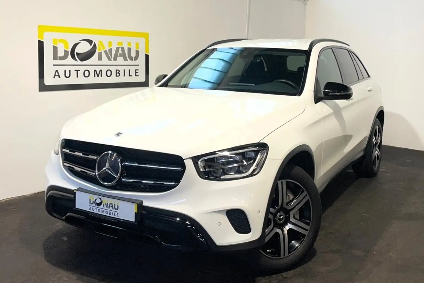 Mercedes-Benz GLC 300 e PHEV 4Matic * MERCEDES-GARANTIE * Weiß - 1