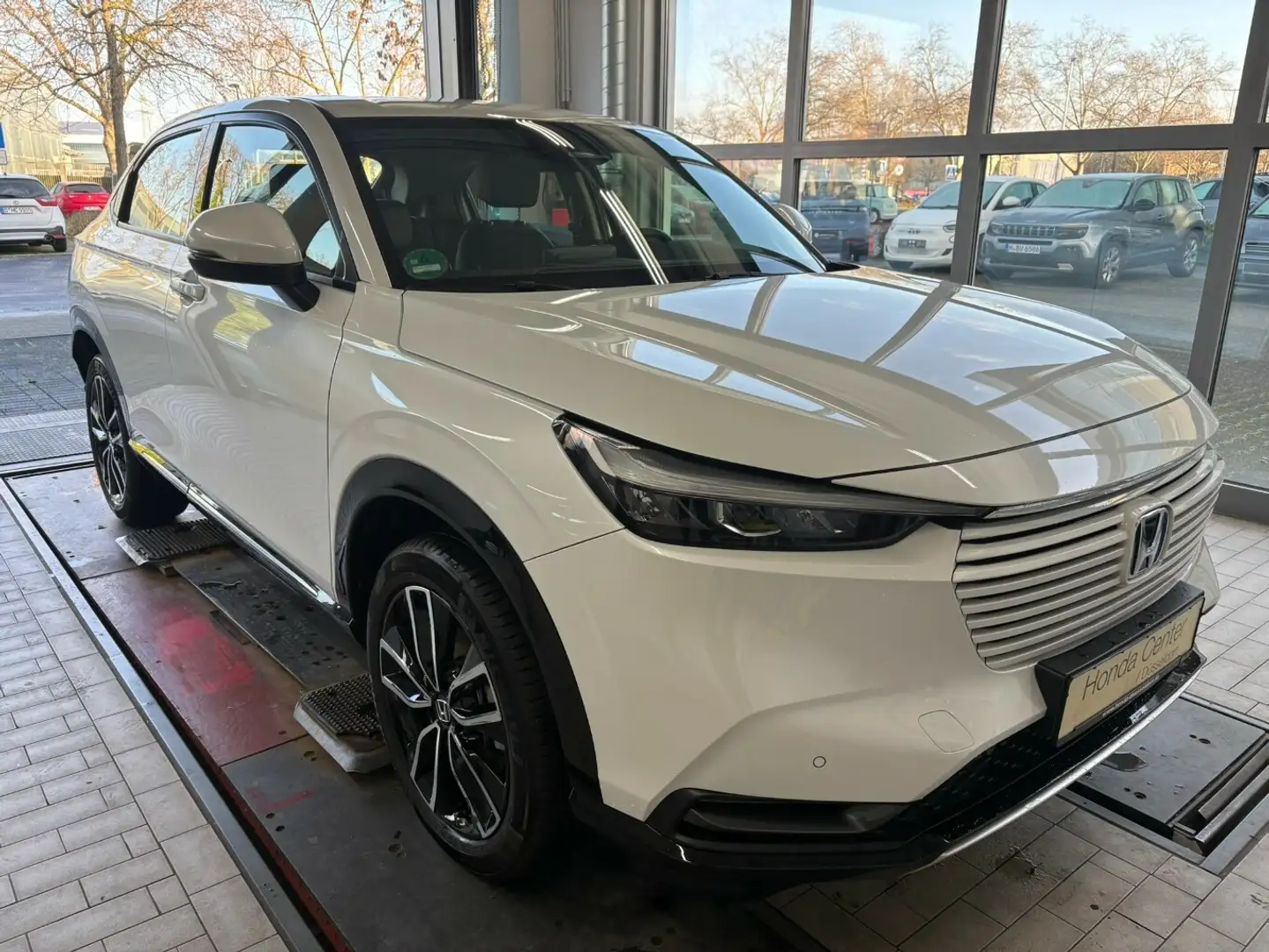 Honda HR-V Hybrid 1.5 Advance|Navi|MagicSeats Weiß - 1