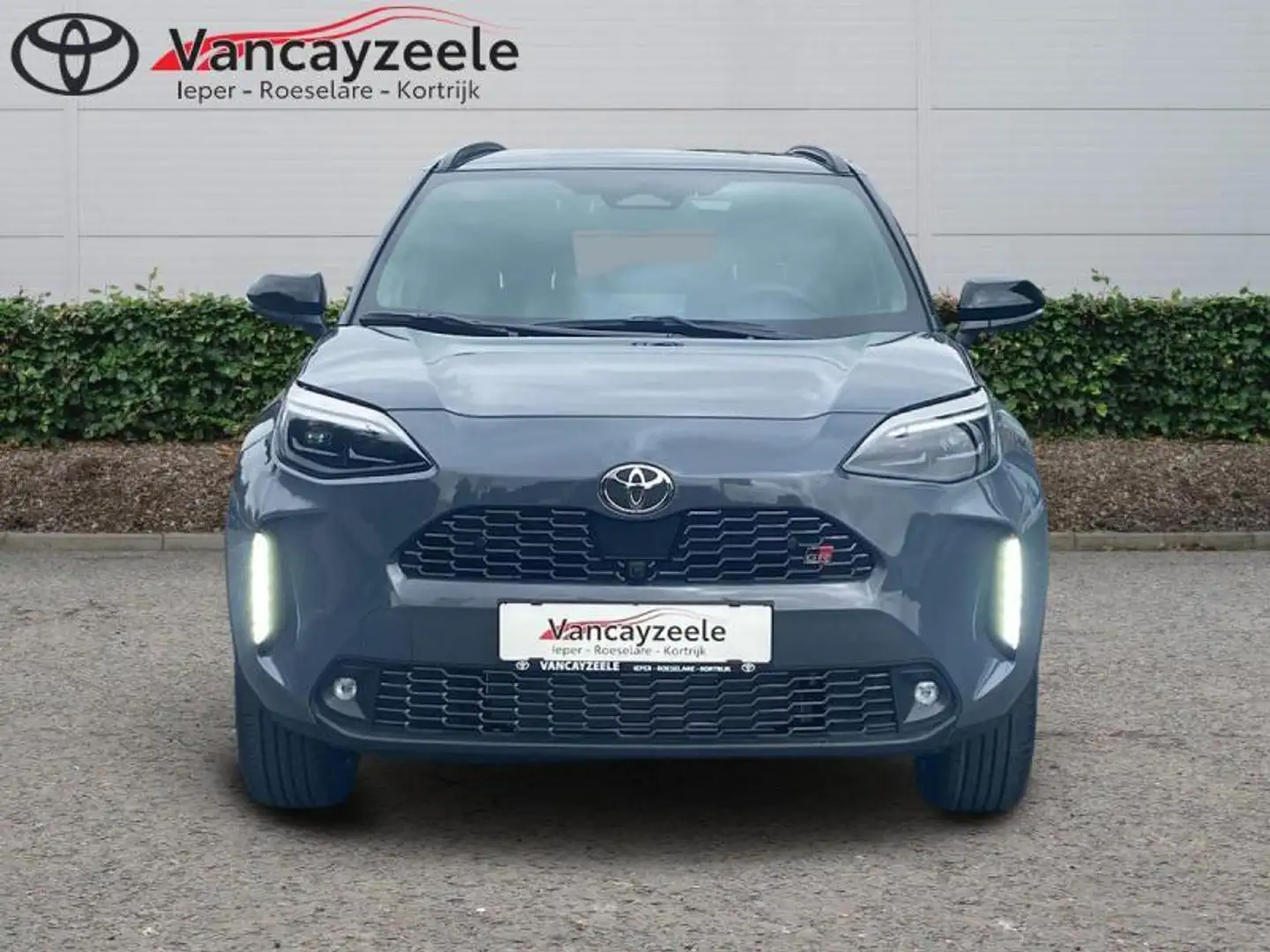 Toyota Yaris Cross GR Sport+Luxurypack+360°cam+na Grijs - 2