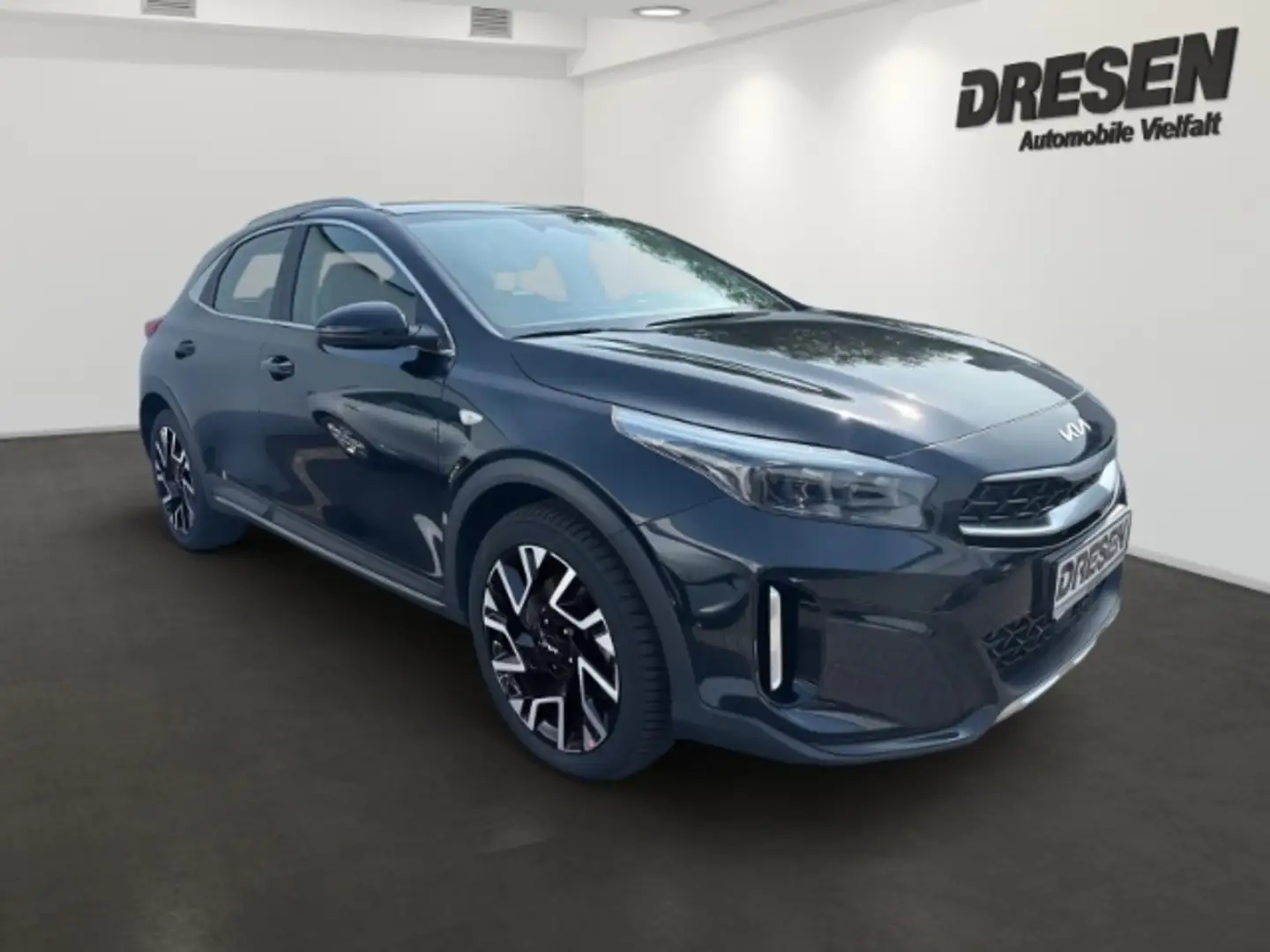 Kia XCeed Vision 1.5 NAVI/KLIMAAUTO/SITZHZG/DAB/KAMERA/CARPL Schwarz - 2