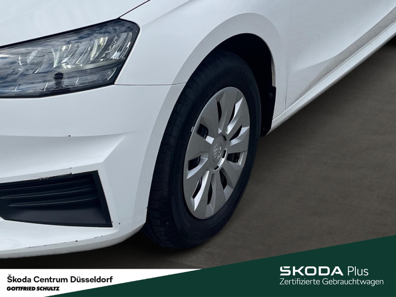 Skoda Fabia Active 1.0 TSI 5 Gang Apple CarPlay Android Auto S — photo 10