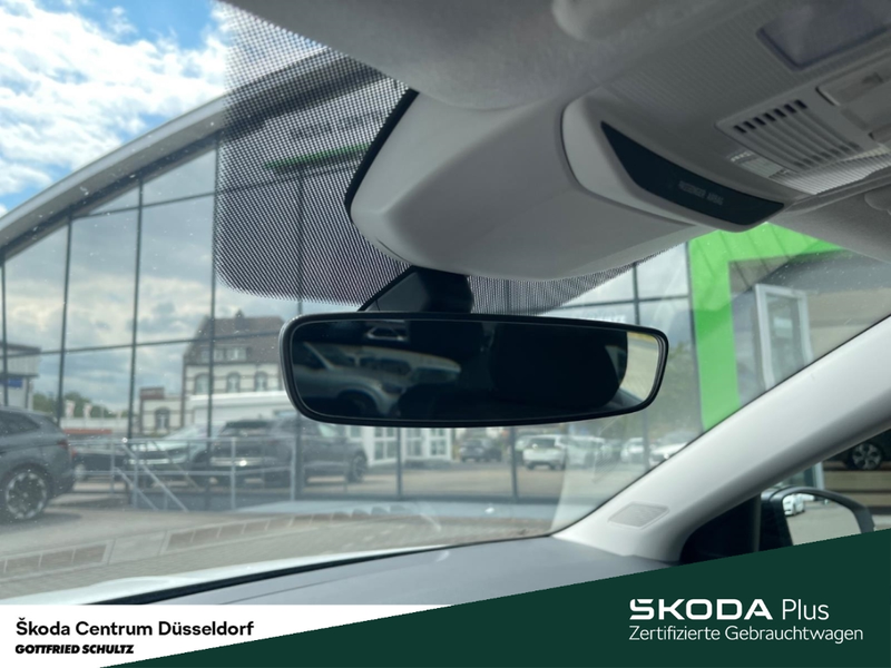 Skoda Fabia Active 1.0 TSI 5 Gang Apple CarPlay Android Auto S — photo 14