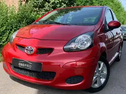 Toyota Aygo 1.0 ESSENCE / MIAMI / AIRCO / GARANTIE / MOTEUR À CHAÎNE /