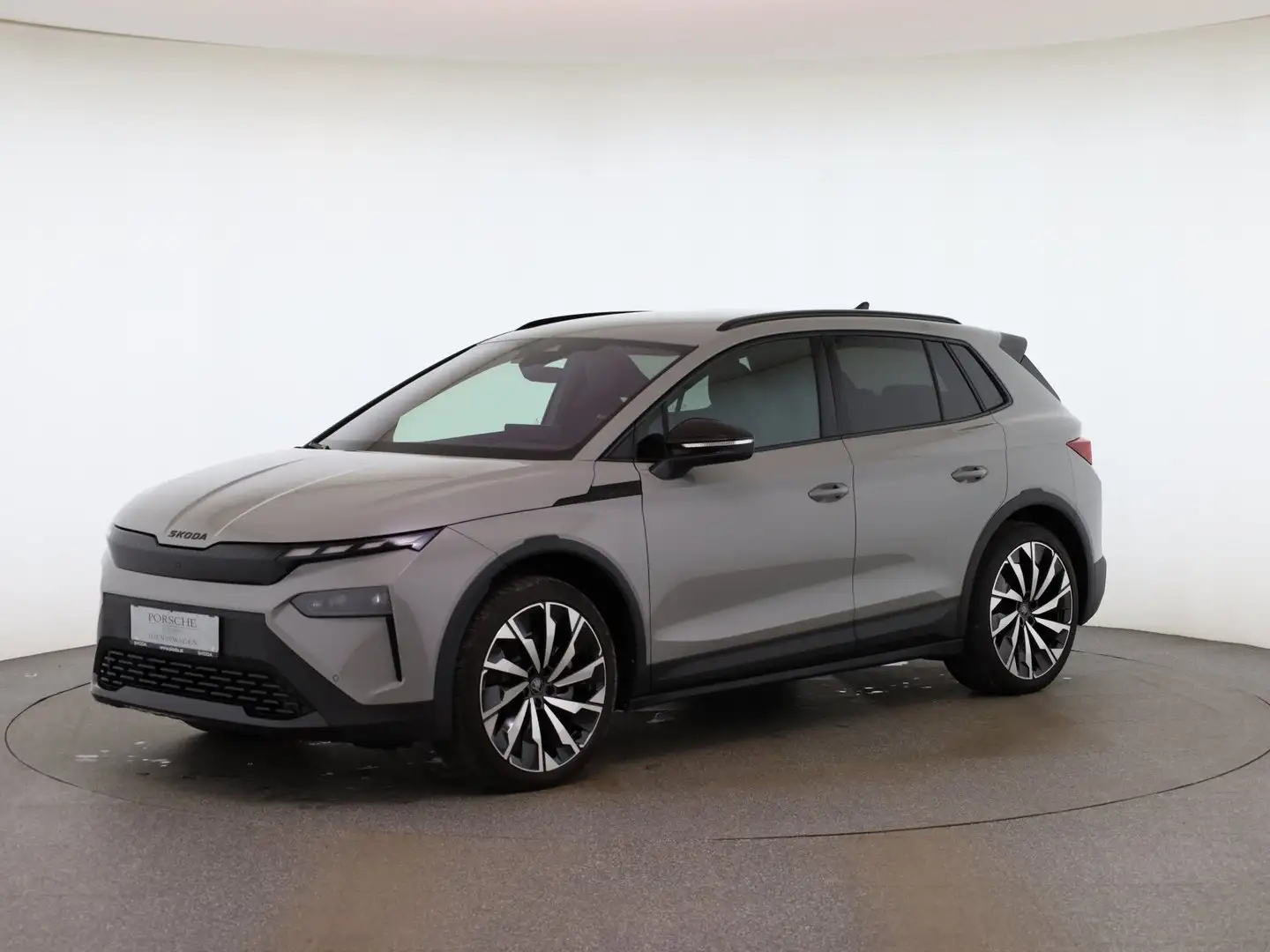 Skoda Elroq Sportline 85x Grau - 1