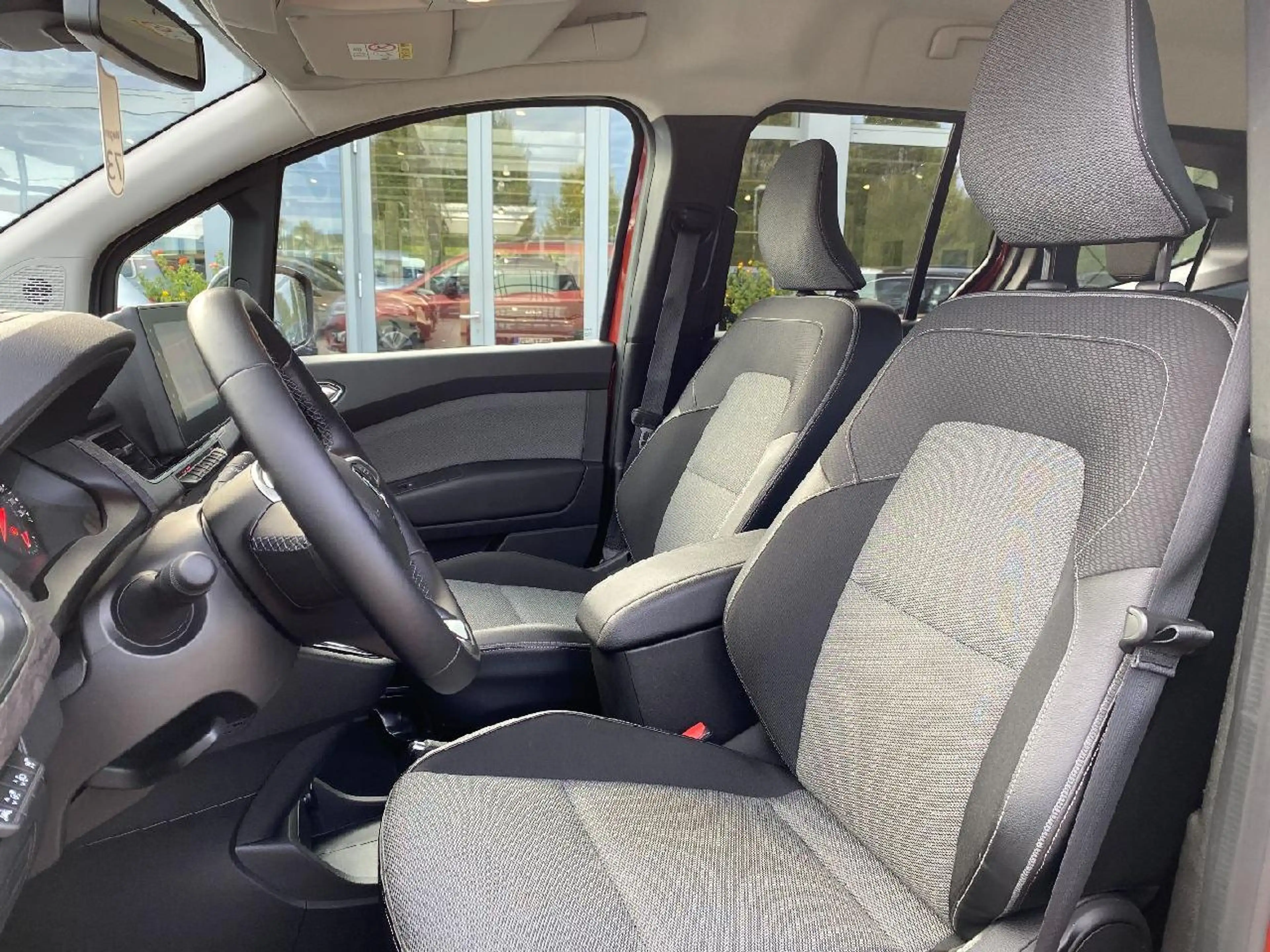 Renault Kangoo TCe 130 Intens AHK*SHZ*Navi*CarPlay*AndroidAuto — photo 10