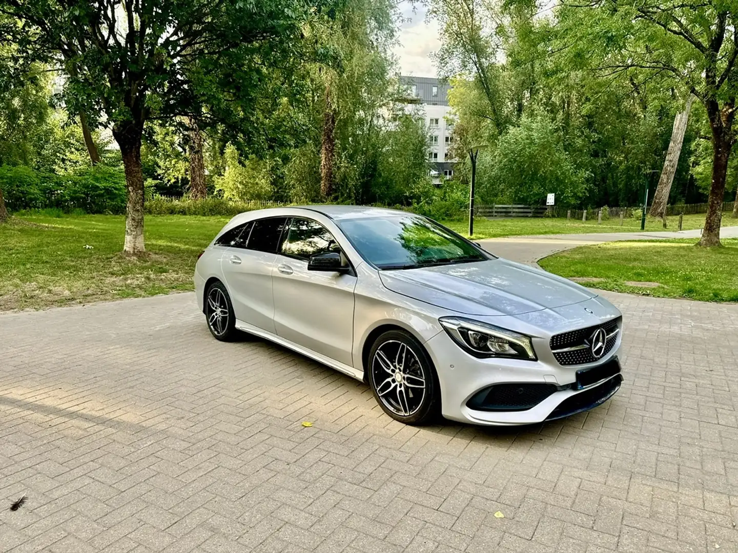 Mercedes-Benz CLA 180 CLA 180 ** Edition Pack AMG ** Gri - 2