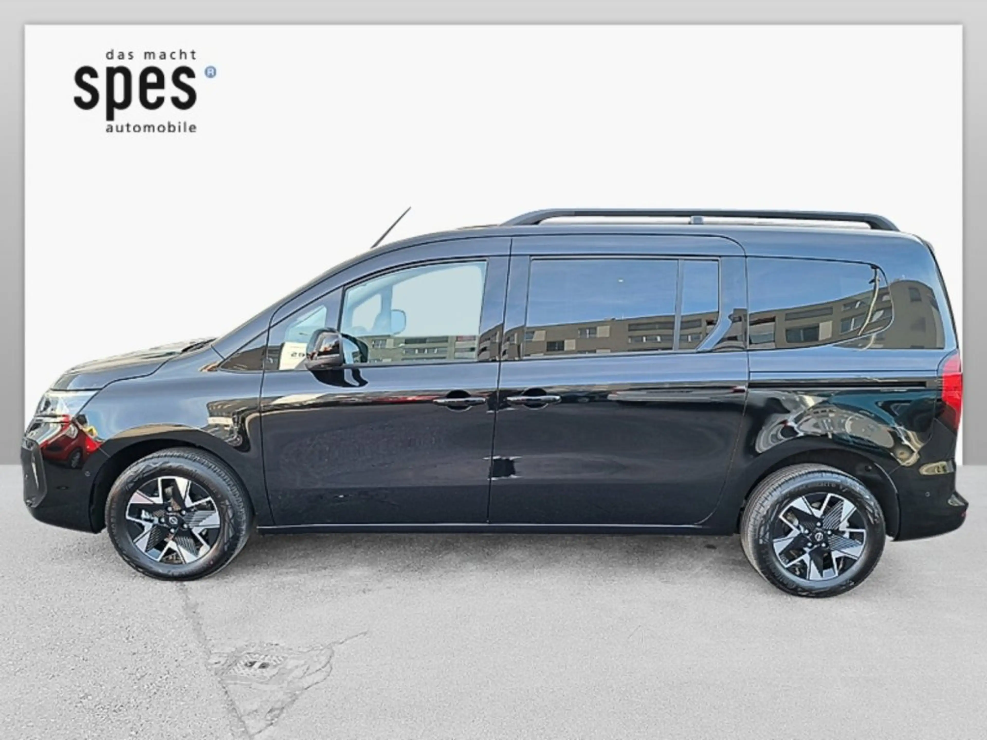 Nissan Townstar TEKNA EVALIA 1.3 DIG-T 130PS 6MT L2 7-SITZER — photo 4