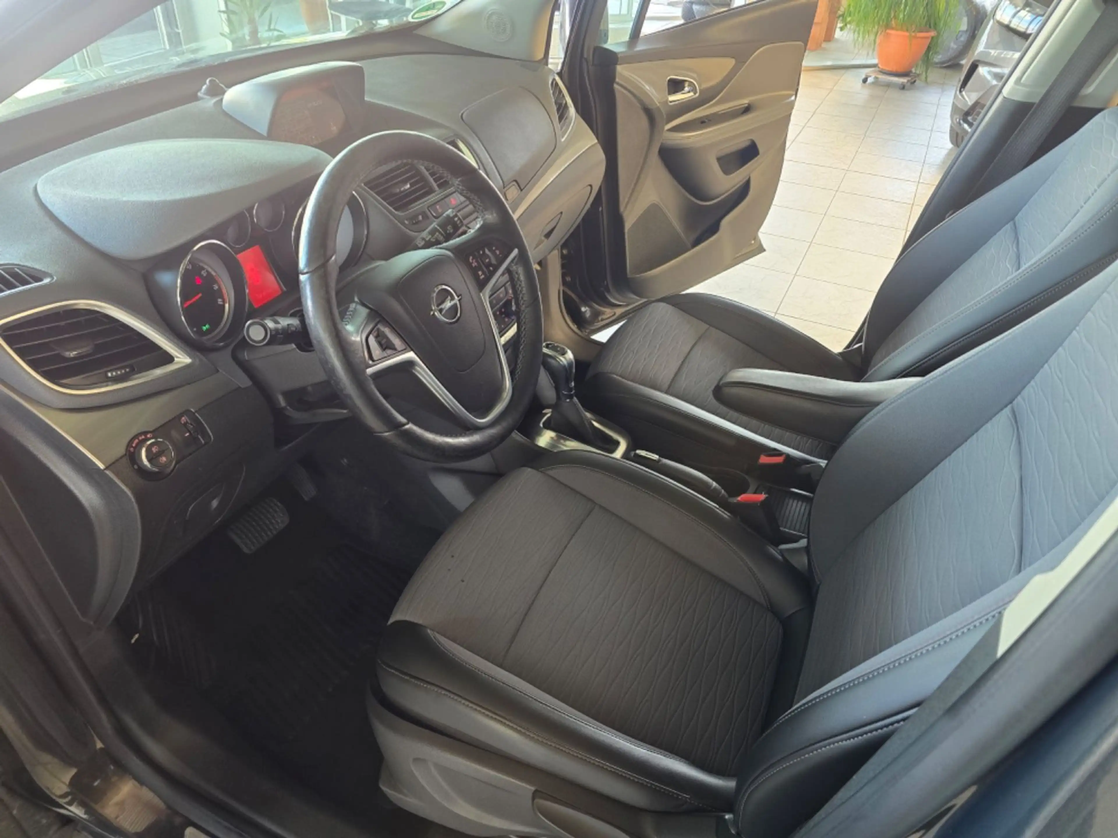 Opel Mokka Innovation 1.4 Automatik AHK NAVI RFK SHZ — photo 12