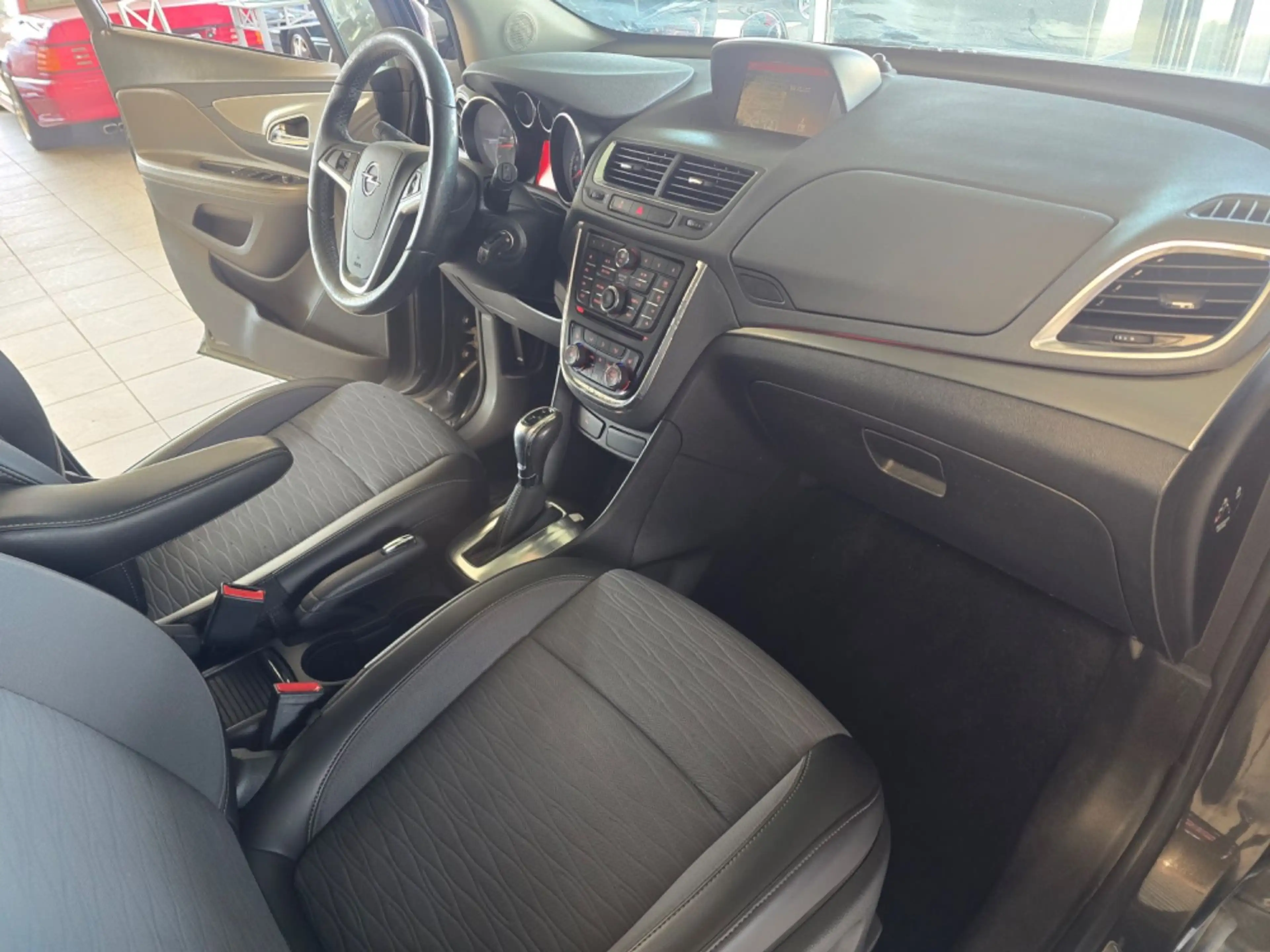 Opel Mokka Innovation 1.4 Automatik AHK NAVI RFK SHZ — photo 15