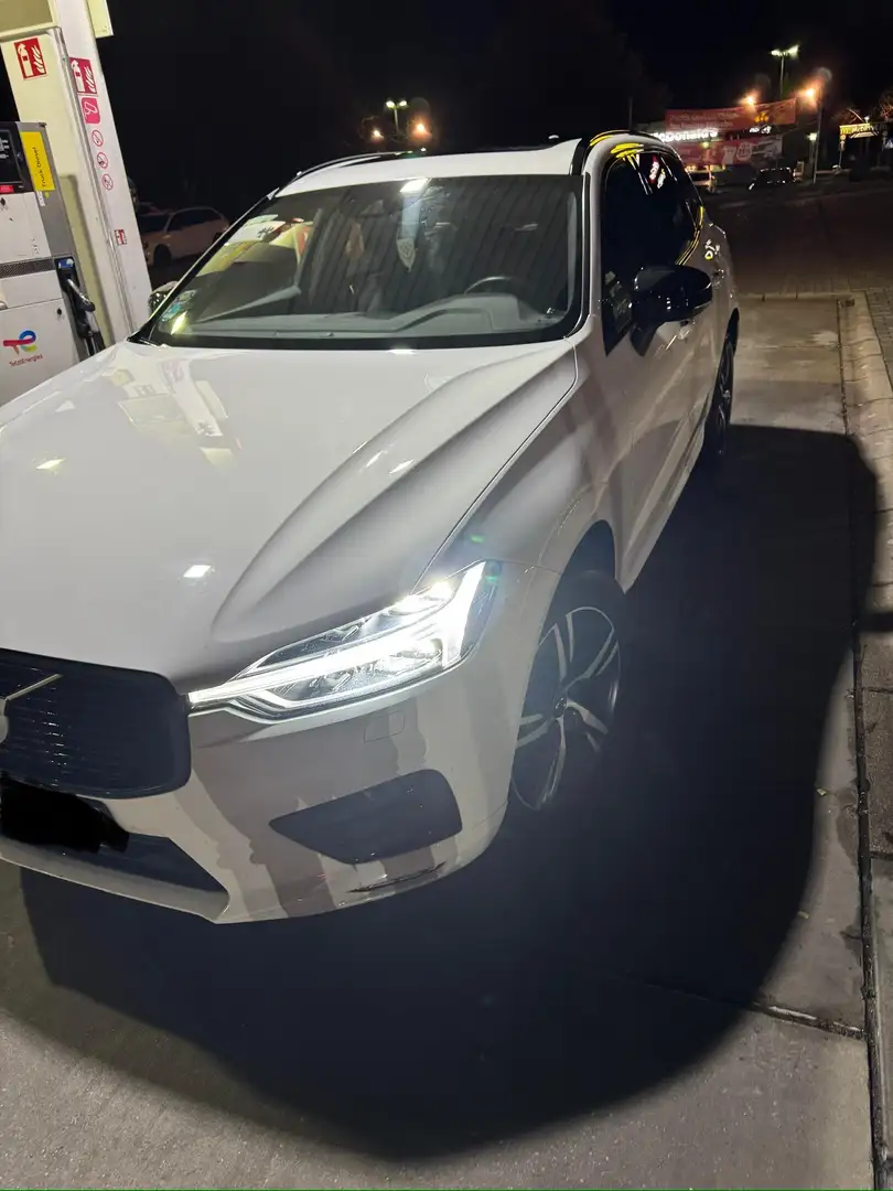 Volvo XC60 R Design 2WD Weiß - 2