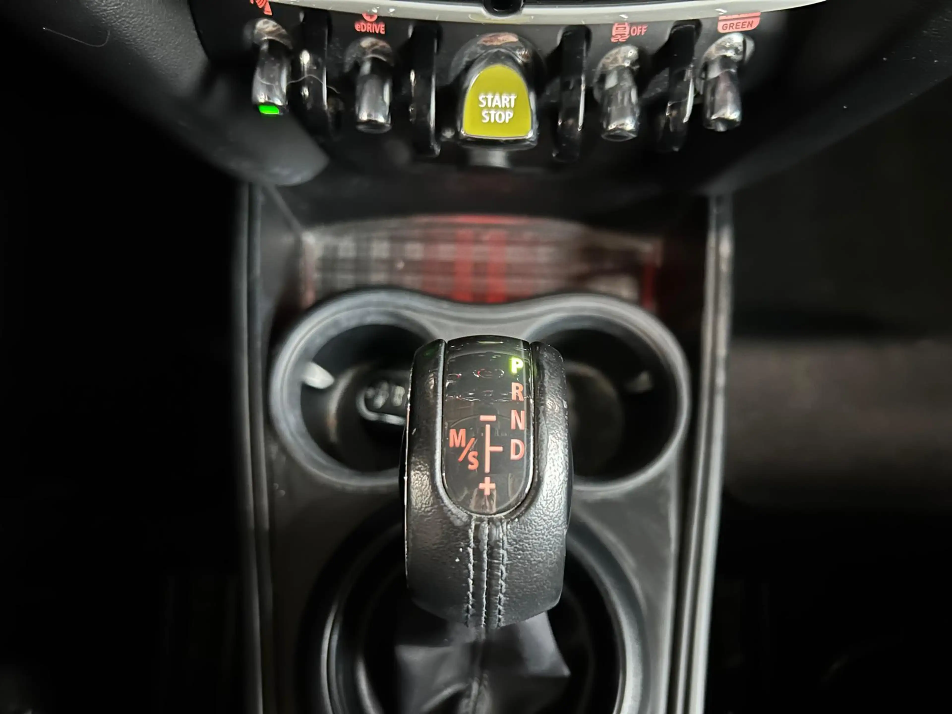 MINI Cooper Countryman 1.5 ALL4 Salt — photo 13