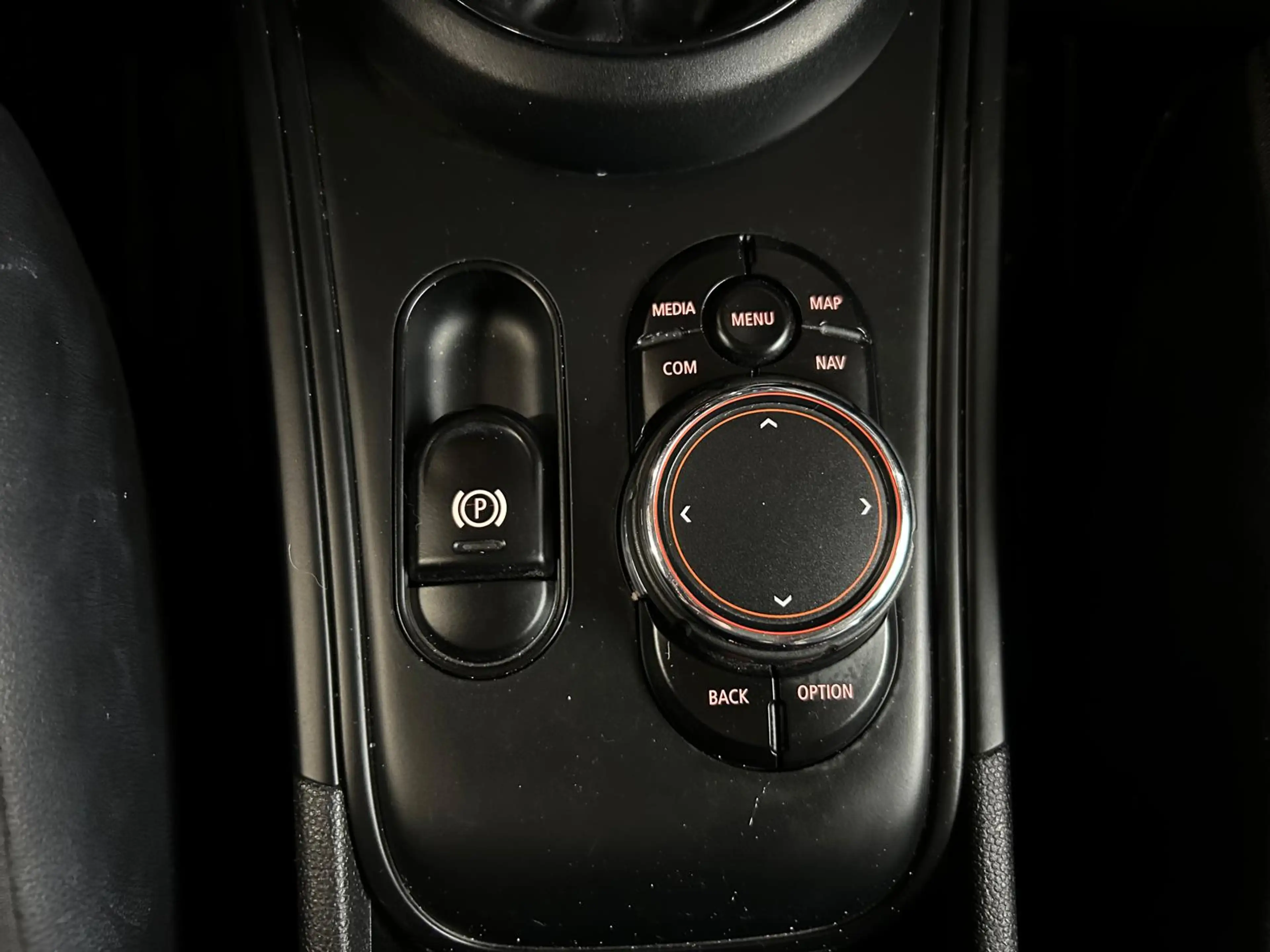 MINI Cooper Countryman 1.5 ALL4 Salt — photo 14