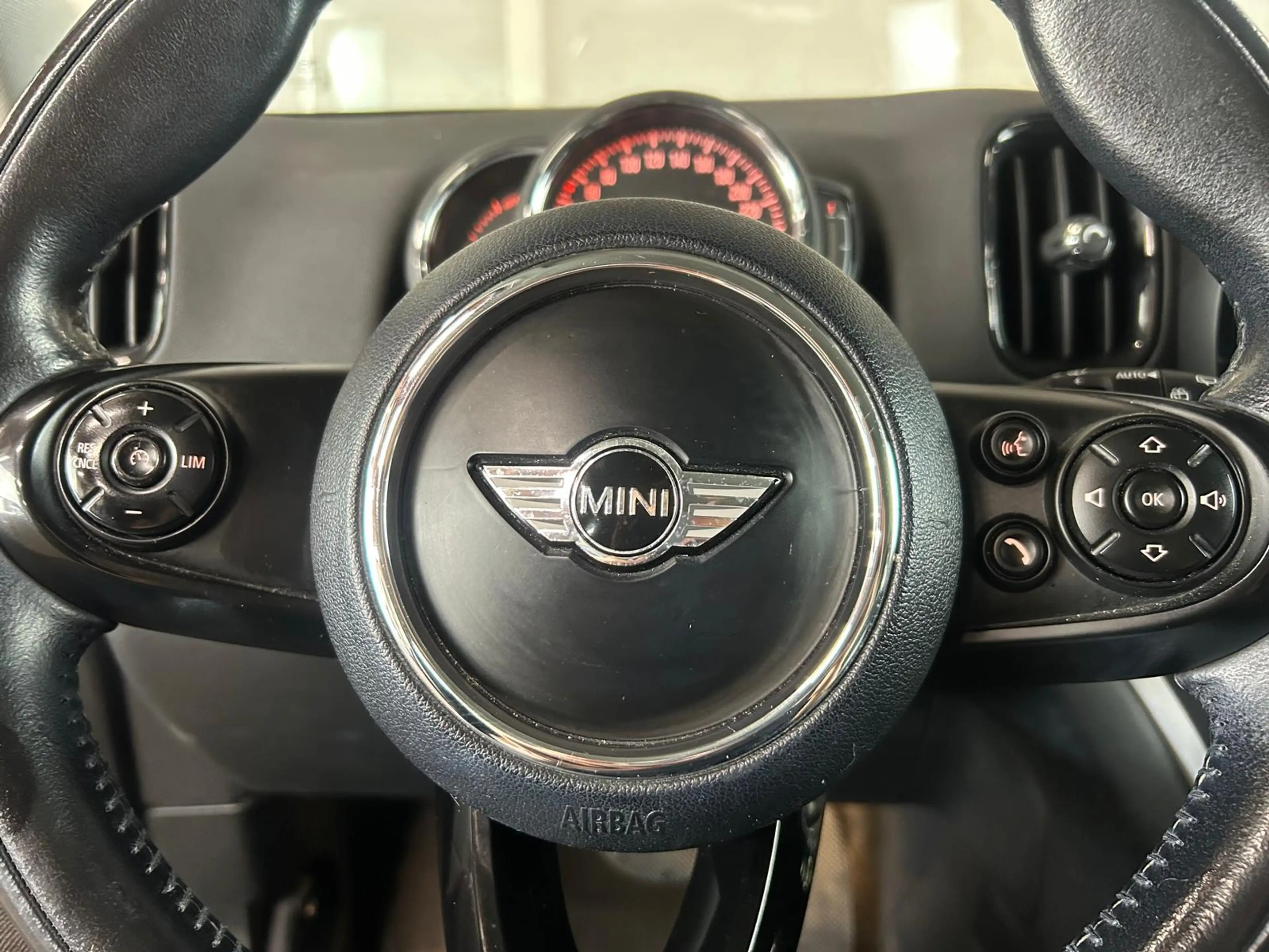 MINI Cooper Countryman 1.5 ALL4 Salt — photo 8