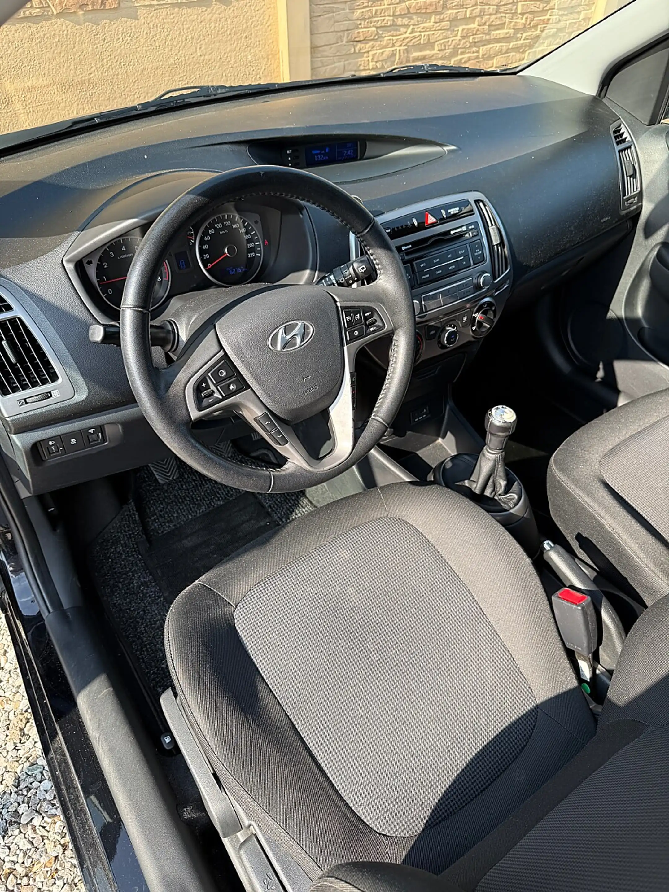 Hyundai i20 go 1,25 CVVT — photo 11