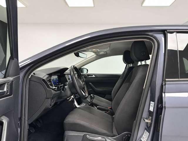 Volkswagen Polo — photo 11