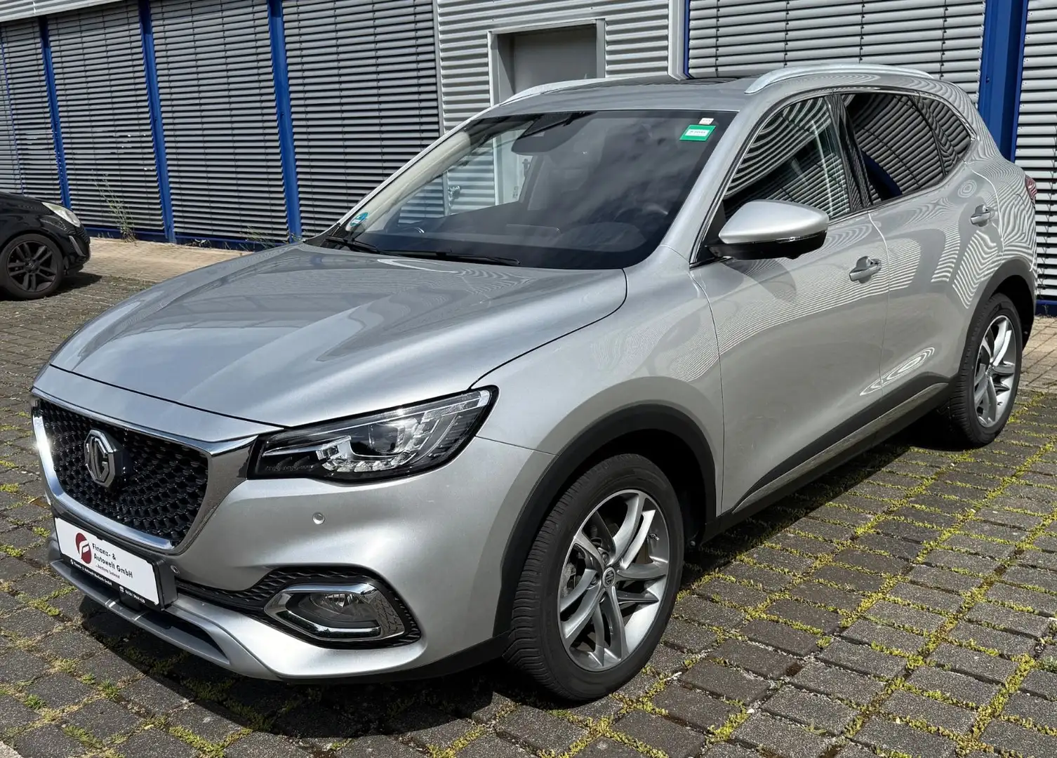 MG HS 1.5T-GDI Luxury/Autom./Pano/LED/Kamera/Leder Zilver - 1
