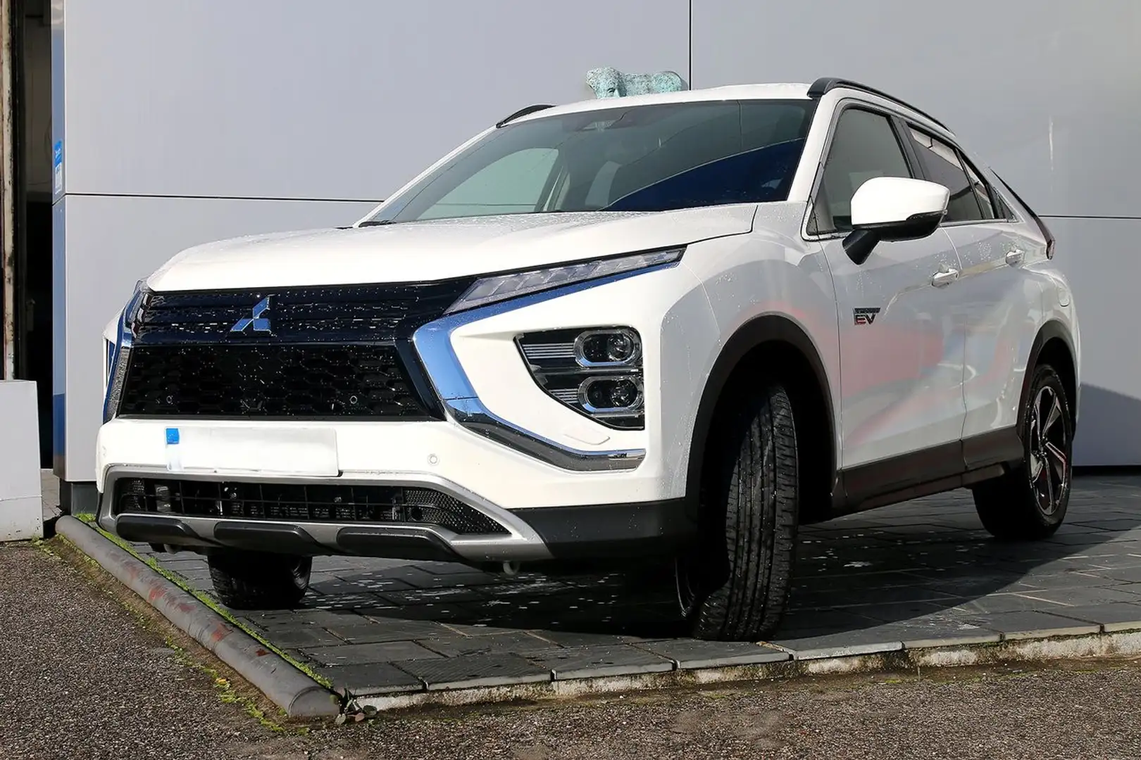 Mitsubishi Eclipse Cross PHEV Motion 4WD Blanco - 1