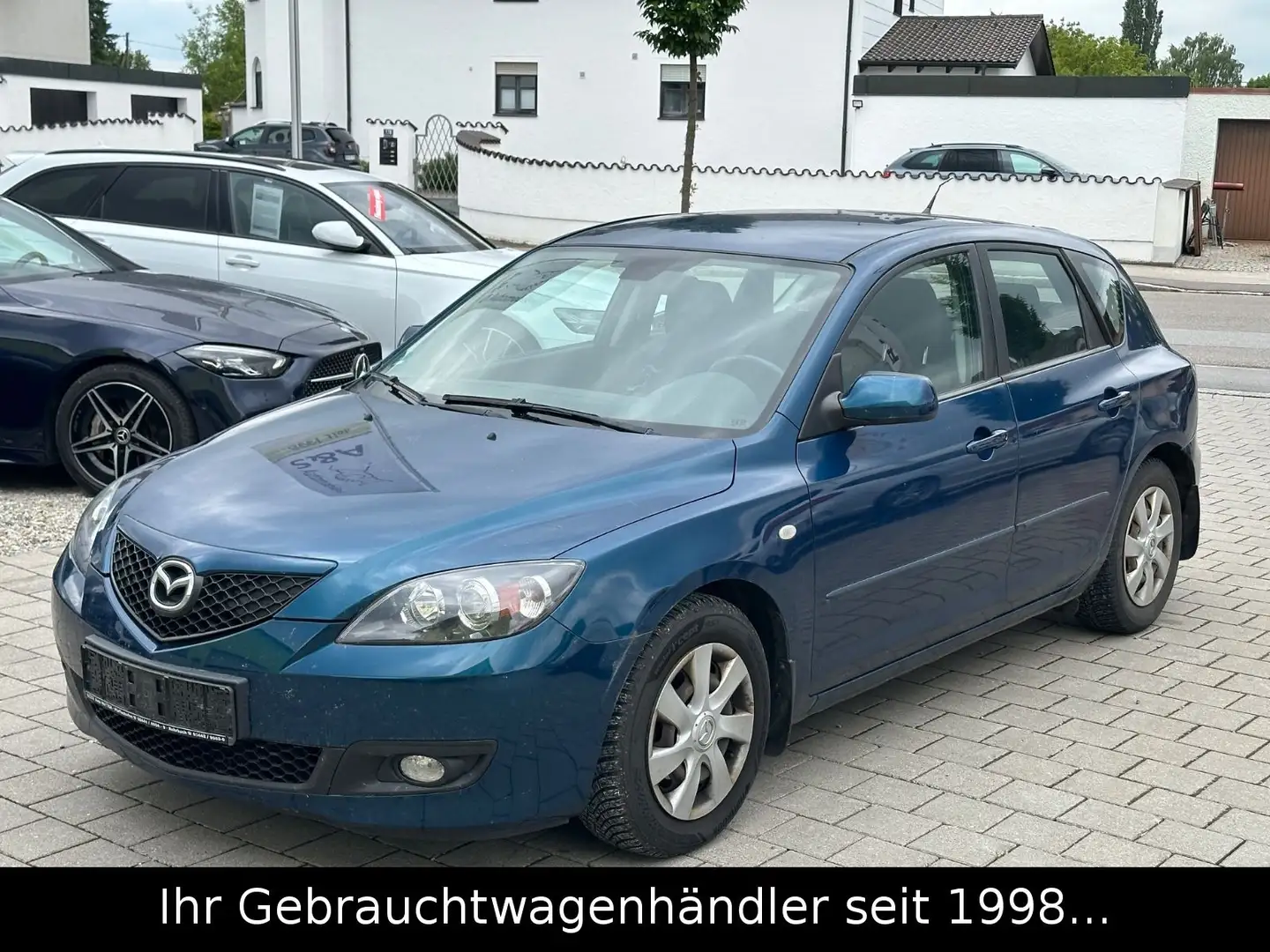 Mazda 3 Lim. 1.6 Sport Active *KLIMAAUTOMATIK/8-FACH* Blauw - 1