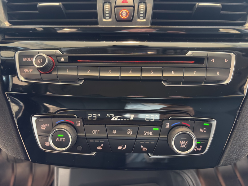 BMW X1 xDrive18d — photo 19
