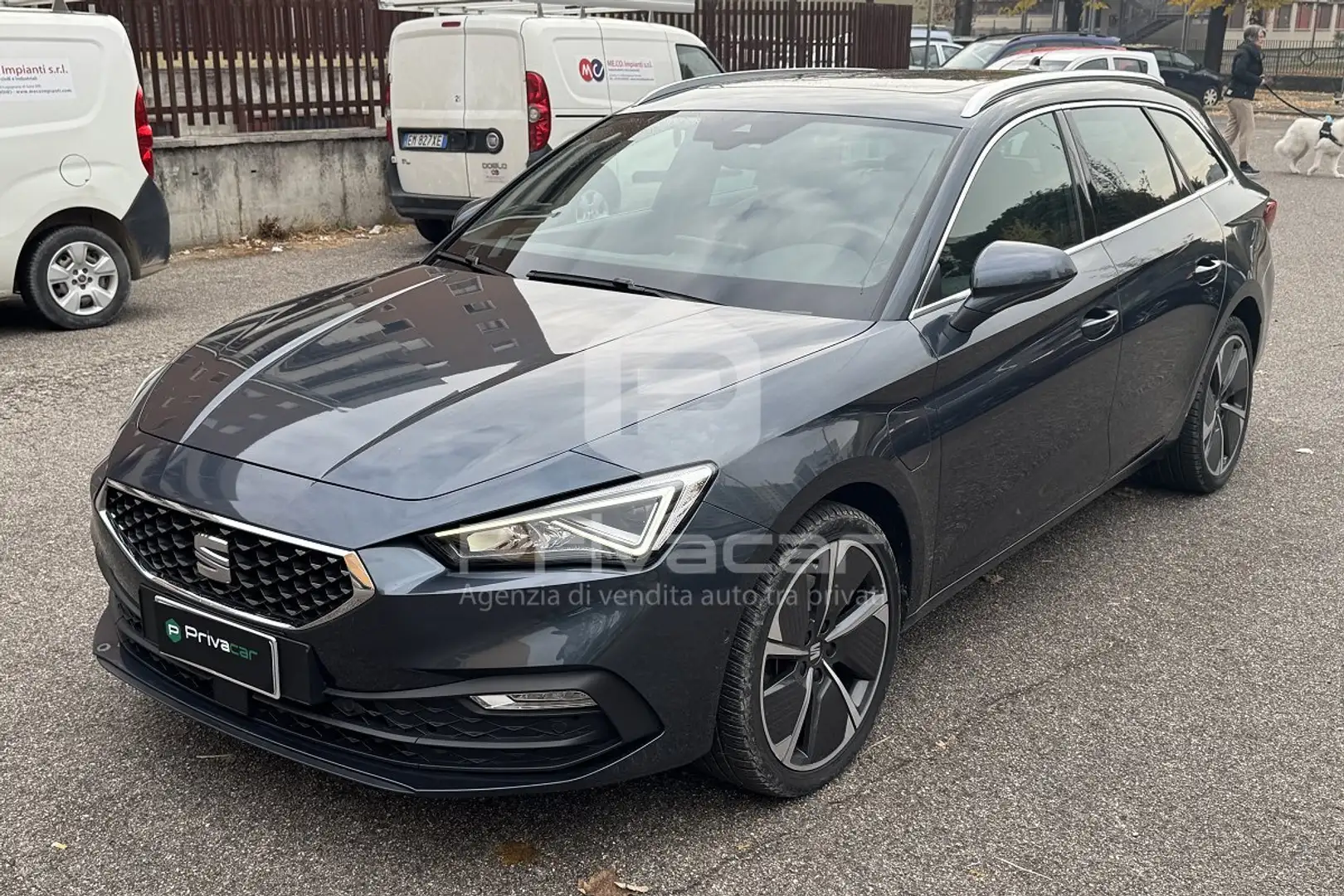 SEAT Leon Leon Sportstourer 1.4 e-HYBRID 204 CV DSG Xcellence Argent - 1