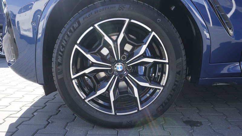 BMW X4 xDrive20i M Sportpaket DAB LED WLAN Shz — photo 27