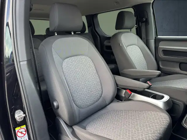 Volkswagen Id. Buzz view 13