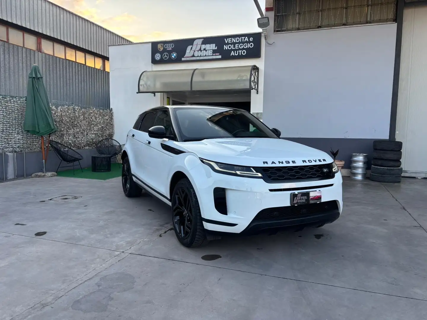 Land Rover Range Rover Evoque 5p 2.2 td4 Launch edition 150cv - 1